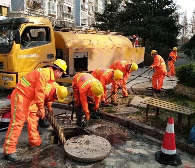 龙湖市政管道清淤