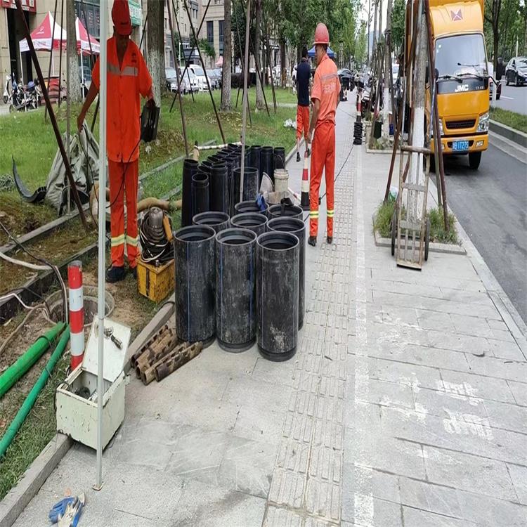 龙湖管道短管置换修复